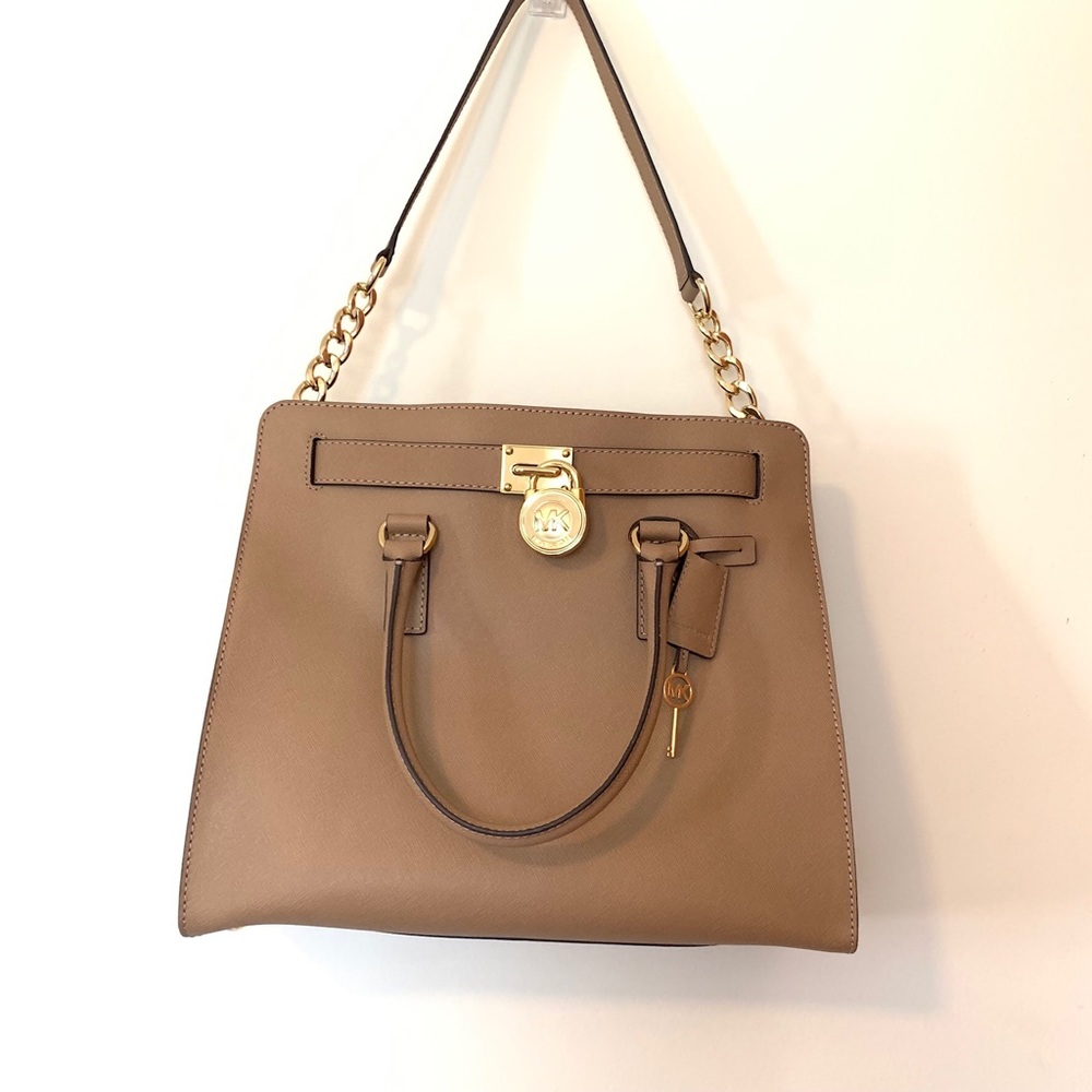 Michael Kors Hamilton large saffiano tote - Picture 1 of 6